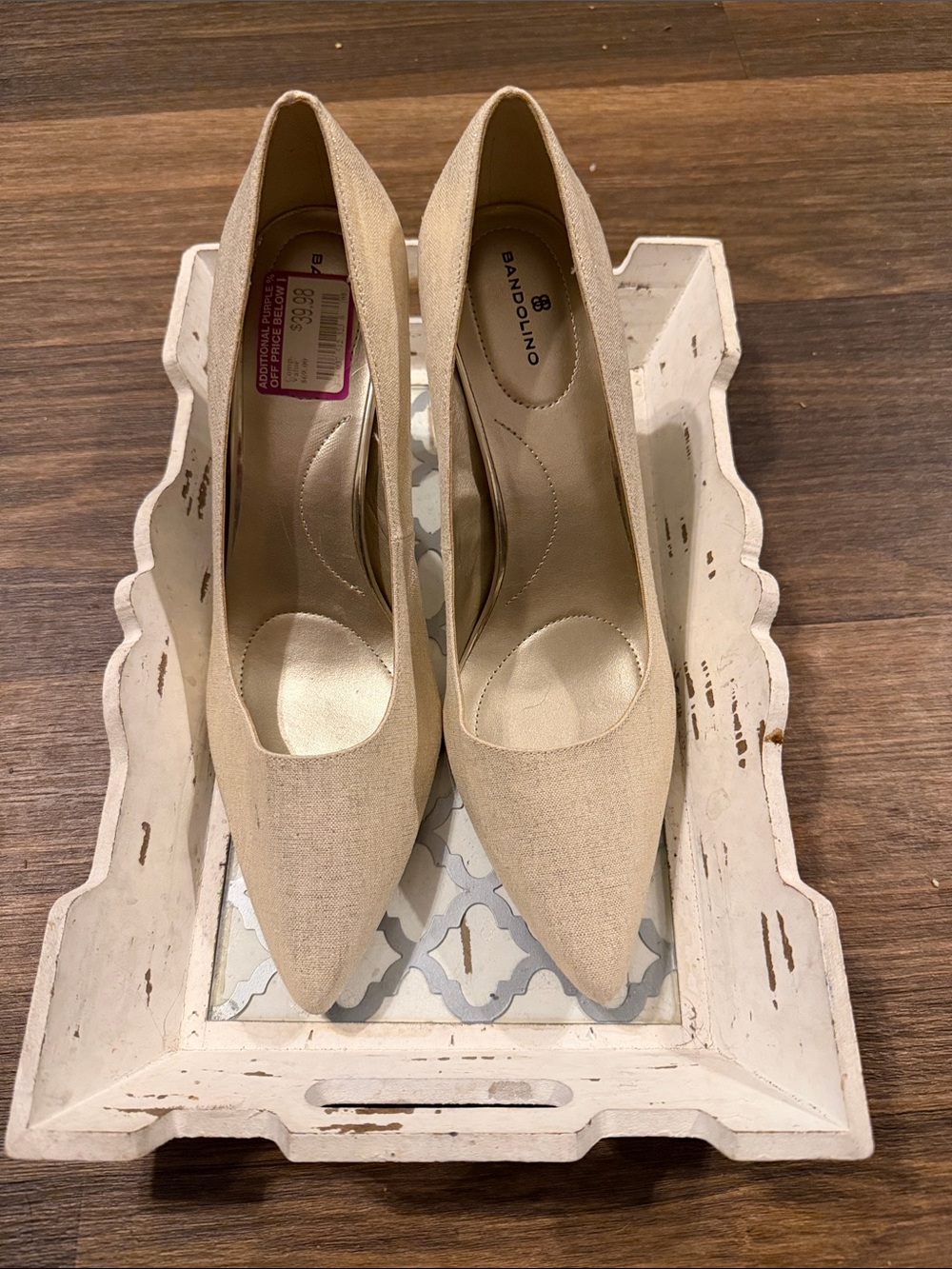 Bandolino Women's Beige Pointed-Toe Pumps 11M